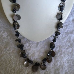 ✨NEW✨ Black Seashell and Stone Necklace
